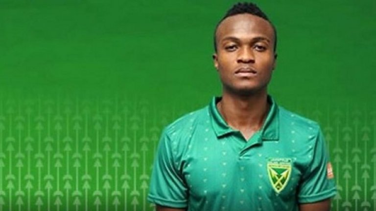 Клифтън Михесо е крило и е национал на Кения