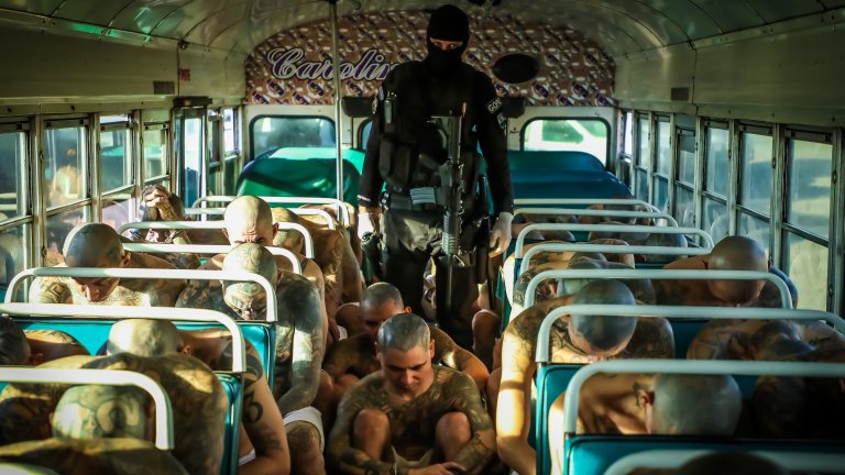 Борбата с могъщите банди в Латинска Америка преминава в нова фаза