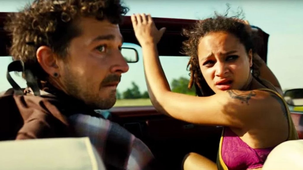 „AMERICAN HONEY” 

Явно чудесното представяне в Кан не означава нищо за американската комисия. Въпреки това поетичната чувствителност на Андреа Арнолд и невероятното представяне на Саша Лейн заслужават овации. Лейн, която е напълно непозната, прави 