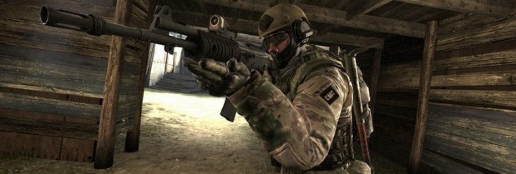Counter-Strike: Global Offensive
Известността на Counter-Strike далеч надминава границите на гейминг-общността поради факта, че често попада в дебатите за вредите от игрите с реалистични образи на насилие. 
Отборите в тактическата онлайн-игра трябва да изпълняват различни мисии, като приемат ролите на терористи или на командоси от спецчастите. Най-популярната версия на играта е Counter-Strike: Global Offensive. 
Близо 11 хиляди зрители посетиха един от най-големите турнири по Counter-Strike, който се проведе в Кьолн през 2015 г., като онлайн-аудиторията на финала между EnVyUs и fnatic достигна близо 1,3 милиона души през Twitch.