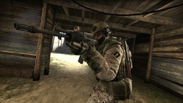 Counter-Strike: Global Offensive
Известността на Counter-Strike далеч надминава границите на гейминг-общността поради факта, че често попада в дебатите за вредите от игрите с реалистични образи на насилие. 
Отборите в тактическата онлайн-игра трябва да изпълняват различни мисии, като приемат ролите на терористи или на командоси от спецчастите. Най-популярната версия на играта е Counter-Strike: Global Offensive. 
Близо 11 хиляди зрители посетиха един от най-големите турнири по Counter-Strike, който се проведе в Кьолн през 2015 г., като онлайн-аудиторията на финала между EnVyUs и fnatic достигна близо 1,3 милиона души през Twitch.
