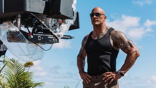 Въпреки възрастта си той е във физическа форма, която го е превърнала във фитнес икона за цяло едно поколение