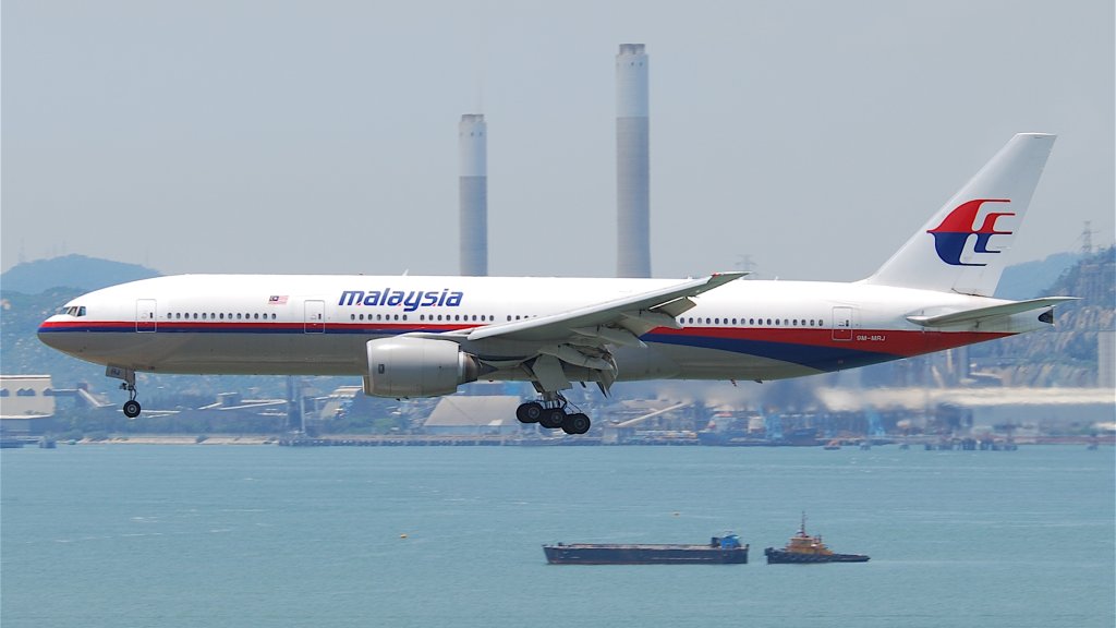 Malaysia_Airlines_Boeing_777-200ER;_9M-MRJ@HKG;04.08.2011_615lg_(6207355949)