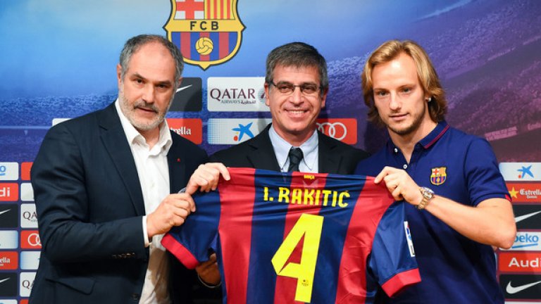 3. Иван Ракитич - от Севиля в Барселона
Каталунците платиха 20 милиона евро за правата на техничния халф. Реалната му цена е 12.9 милиона от европейската валута