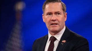 Доналд Тръмп сменя съветника по национална сигурност