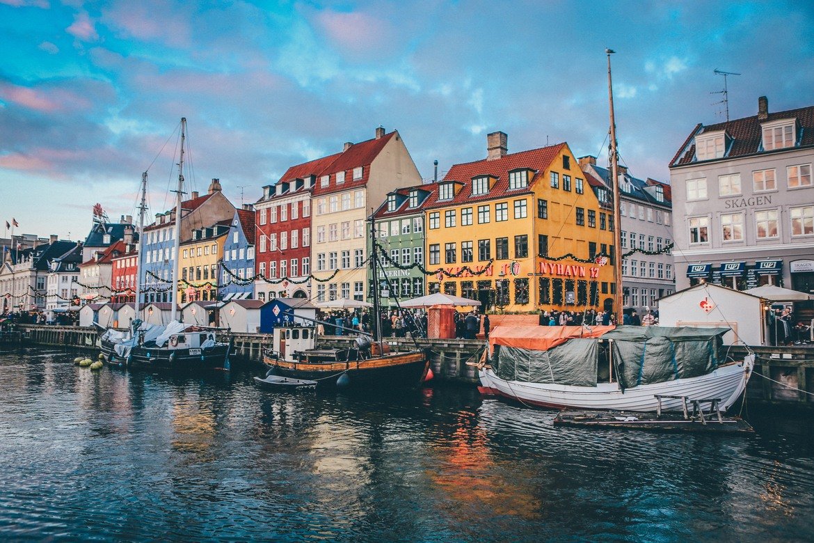 Датската столица Копенхаген също дели 7-та позиция със Сеул 