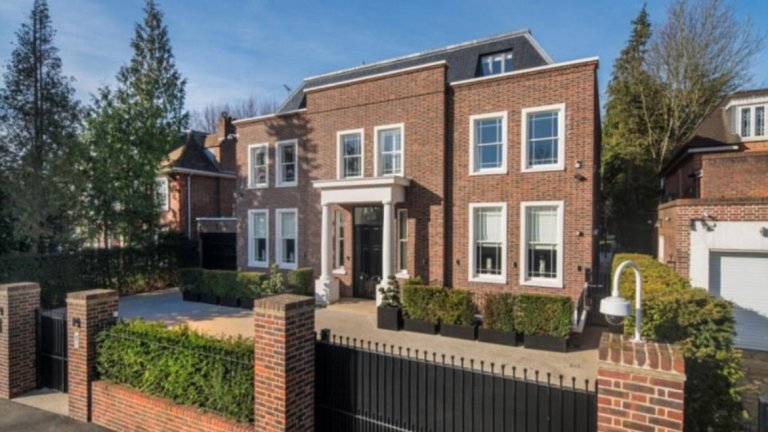 Ето как изглежда имение за 18 милиона евро: