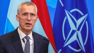 Според Йенс Столтенберг съюзниците са доставили 98% от обещаното