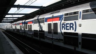 640px-ile-de-france_ratp_mi_2_n_ndeg1521_rer_a_neuilly-plaisance_rer_3