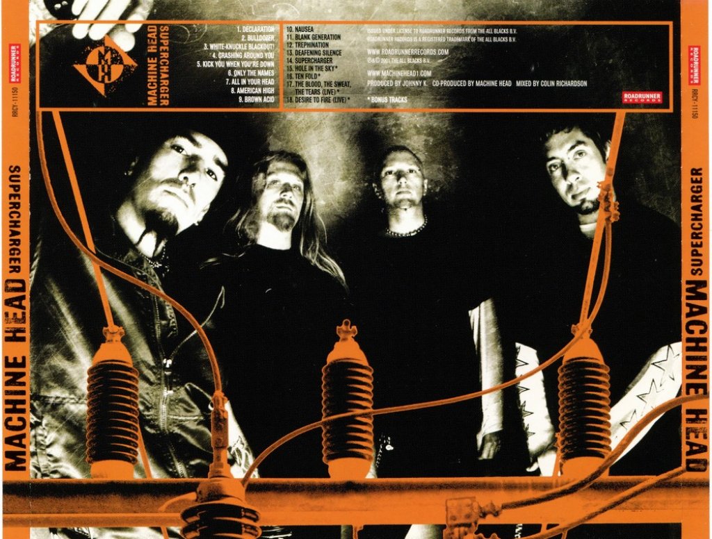Machine Head - Supercharger (1999)

Без съмнение най-слабият момент от иначе богатата история на Machine Head, случил се не много след Diabolus In Musica на Slayer. В края на 90-те метъл сцената беше в период на промени и не всички успяха да се адаптират бързо.
Machine Head искаха да се върнат към корените си след объркващия предходен албум The Burning Red. Но резултатът бяха твърде компромисни песни, които нито бяха на нивото на най-популярното от бандата, нито притежаваха тежестта и мощта на ранния им материал.