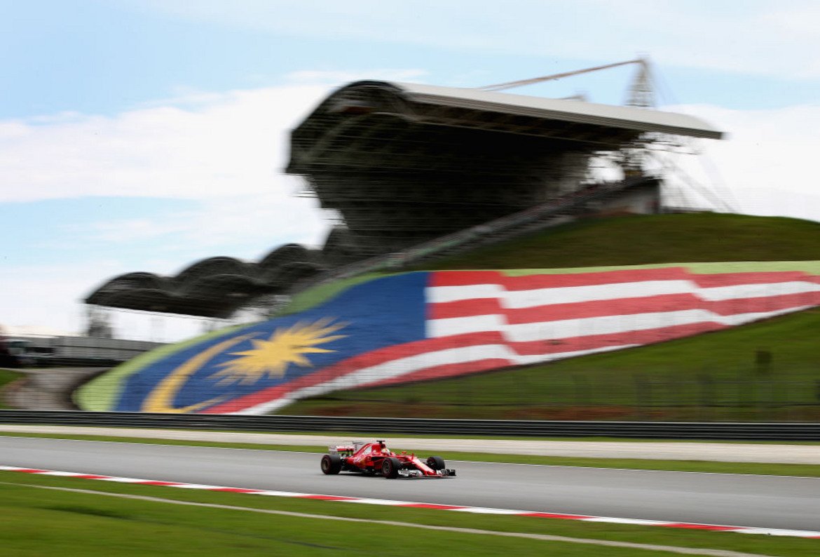 В последната си Гран При на Малайзия Фетел направи най-бързата обиколка в историята на пистата - за 1:34.080.