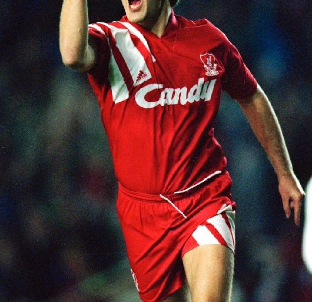 10. Ливърпул – Оксер 3:0
Купата на УЕФА, втори кръг, 1991 г. (Ливърпул продължава с 3:2 общ резултат)
Велика вечер, в която Ливърпул отбеляза два гола в първия половин час на реванша и изравни общия резултат. Победния гол на Марк Уолтърс седем минути преди последния съдийски сигнал донесе успеха за тима на Греъм Сунес.