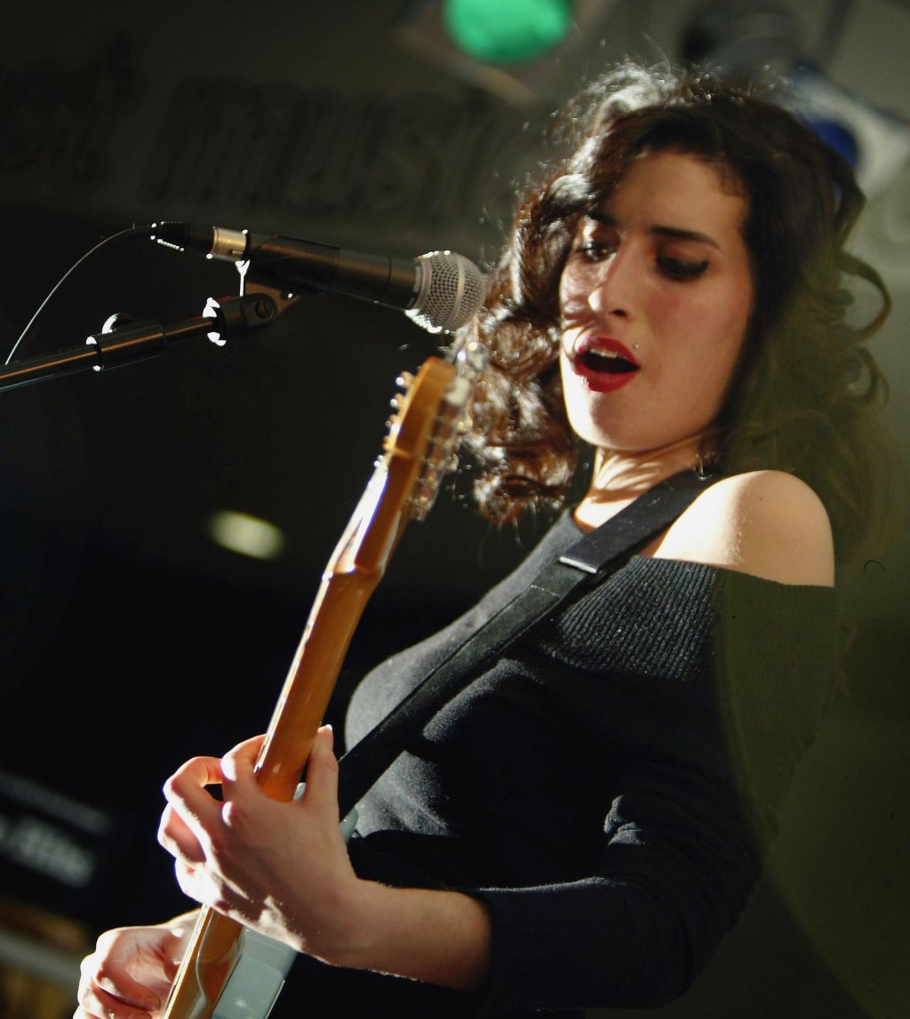 Amy Winehouse - ейми уайнхаус