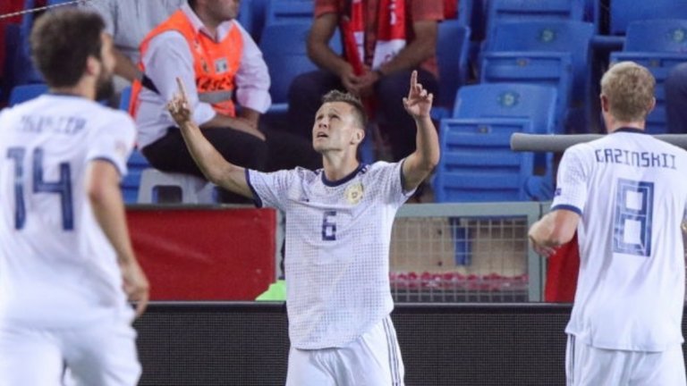 Черишев отбеляза поредния си красив гол, а руснаците затвърдиха добрите впечатления от Световното първенство