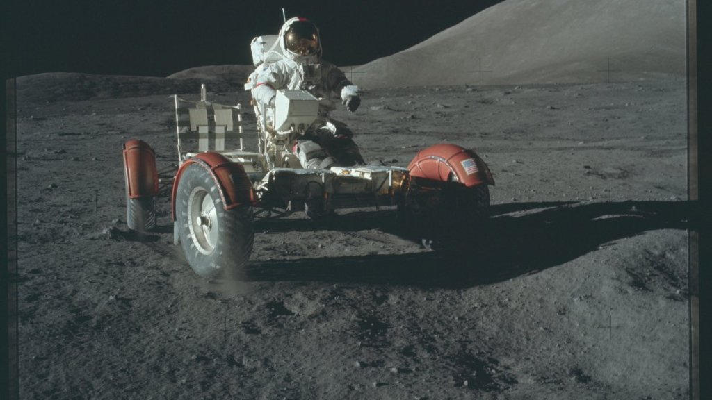 01 apollo-17-lunar-rides-are-always-fun