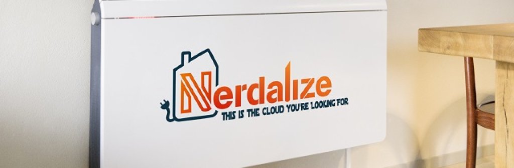 nerdalize_frontpage_logo_starwars_middle_cropped_blurred