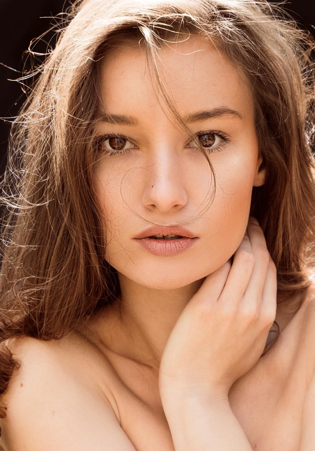 Когато светлините угаснат и залата притихне: Боряна Маноилова!