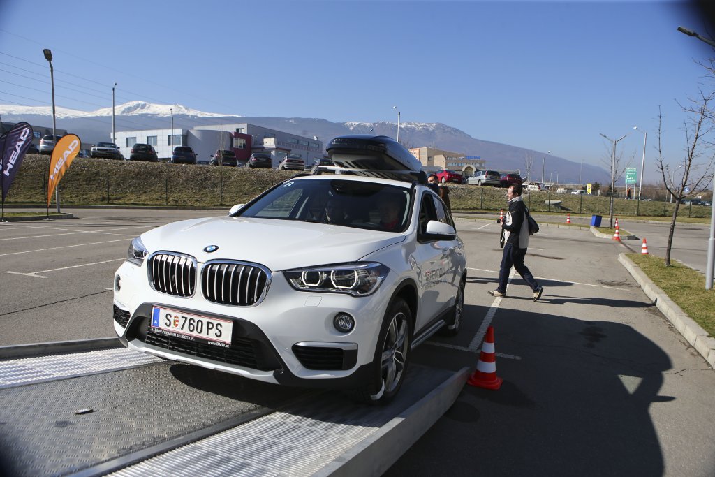 BMW X1, автомобил