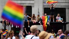 "Горд съм да бъда гей. Не съм горд, когато има омраза", обобщава ситуацията един от потребителите