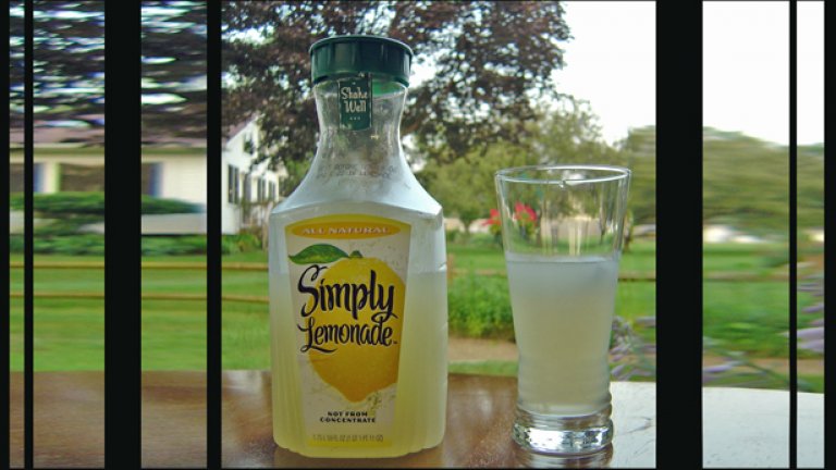 Пийте лимонада - може и lemonade...
