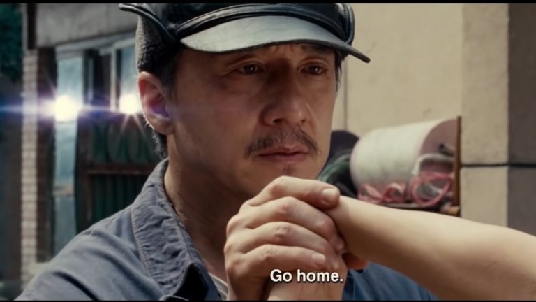 "Карате кид" (The Karate Kid, 2010 г.) 
Дългият път, който извървява човек, за да овладее бойно изкуство като кунг-фу - за това ни разказва "Карате кид". Тук Джеки Чан не е в главната роля, но играе важна такава - да научи чернокожо момче (Джейдън Смит) да се защитава в среда, в която не е добре дошъл. Работата на самотната му майка го отвежда в Китай, където той трябва да се адаптира.
Филмът, римейк на една добре позната стара история, е добре оценен от критиката и като се има предвид, че е от сравнително новите на Чан, си струва да "загубите" два часа за него.