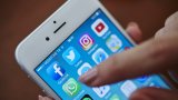 Властите твърдят, че приложението събира чувствителна информация