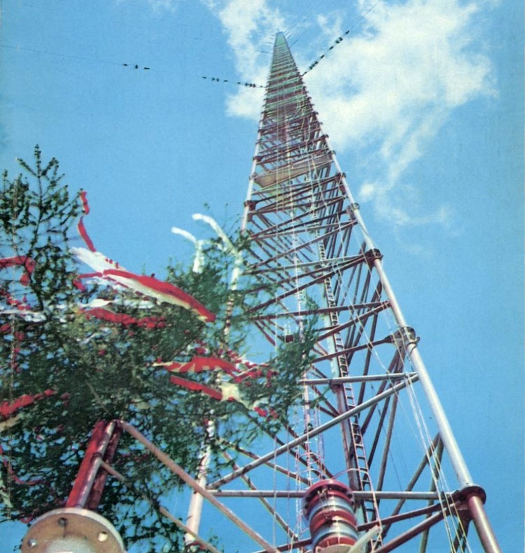 Maszt_radiowy_w_Konstantynowie