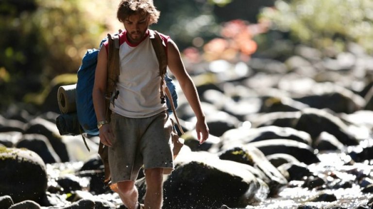 "Сред дивата природа" е филм от 2007 година по книгата „Сред дивата пустош“ на Джон Кракауер, написана по истински случай и описваща приключенията на 23-годишния Кристофър Маккендлес. Режисьор и сценарист на филма е Шон Пен. "Живял съм щастлив живот и благодаря на Господ. Довиждане и Бог да благослови всички!" - са едни от последните думи на пътешестващия младеж в дневника му.