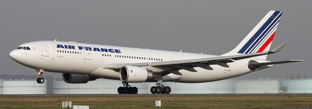 F-GZCB-Air-France-Airbus-A330-200_PlanespottersNet_231421
