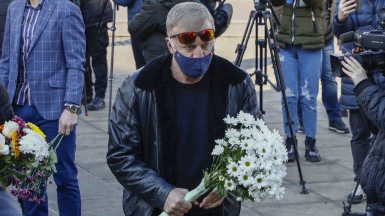 Левски намери спонсор, Сираков му благодари