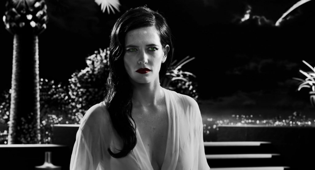Ева Грийн
Достатъчно е да сте гледали Sin City: A Dame To Kill For, продължението на "300" или дори още първия филм, в който тя се появява - "Мечтатели", за да нямате нужда от по-конкретна причина за присъствието на Ева Грийн в тази галерия. Защото по отношение на формите тя влиза в понятието за съвършенство, а всичко, което се вижда в посочените филми (а и не само) е дар от природата без хирургически намеси. В добавка с големите синьо-зелени очи няма нищо чудно, че тя така добре се справя с ролята на фатална и енигматична жена.