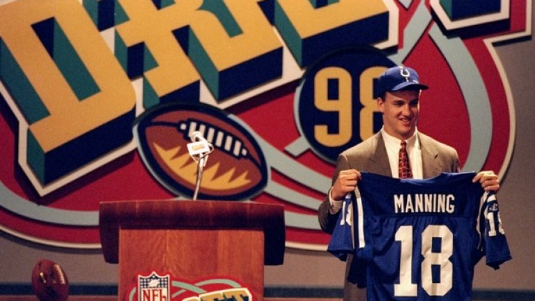 1998 г. Пейтън е избран в драфта на НФЛ от Индианаполис.