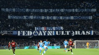 Наполи победи Милан и задмина „росонерите"