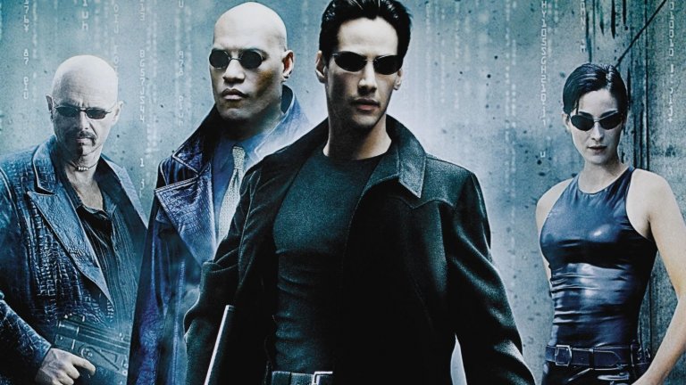 10. The Matrix / "Матрицата" (1999 г.)
Появил се в самия край на миналия век, филмът на (тогава все още) братя Уашовски преобръща тотално представите за фантастиката, давайки храна за размисъл на милиони, които да се питат "Ами ако наистина всички живеем в измислена реалност?". 
Лили и Лана Уашовски успяват да създадат впечатляваща история, която поднасят по визуално впечатляващ за времето си начин с невероятни специални ефекти. "Матрицата" и до днес е едно от най-влиятелните в културно отношения заглавия на научната фантастика, която ни кара да се замислим за ролята на технологиите в бъдещето на човечеството.