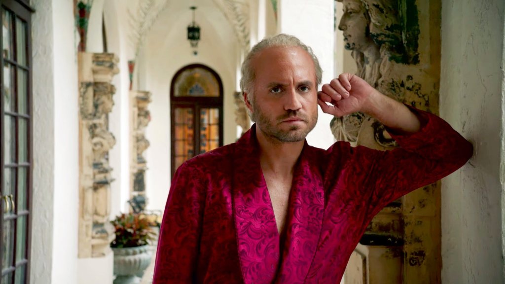 \"Убийството на Джани Версаче: Американска криминална история\" (The Assassionation of Gianni Versace: American Crime Story, FX)
Дата: 17 януари
Определено втория сезон на \"Американска криминална история\" не  може да се мери с първия. Но истор