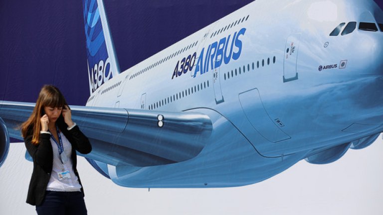 Airbus все още вярва, че гигантът A380 е правилното решение на проблема с пренатоварването на летищата, които в бъдеще ще са принудени да понасят още по-тежък трафик.