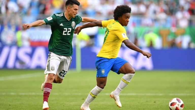 Ървинг Лозано (Мексико)
Крилото на ПСВ Айндховен впечатли много. Мексико отпадна за пореден път още на осминафиналите, но Лозано показа, че е от световна класа. Особено силно бе представянето му срещу Германия. През миналия сезон той вкара 17 гола и направи 8 асистенции за клубния си отбор.