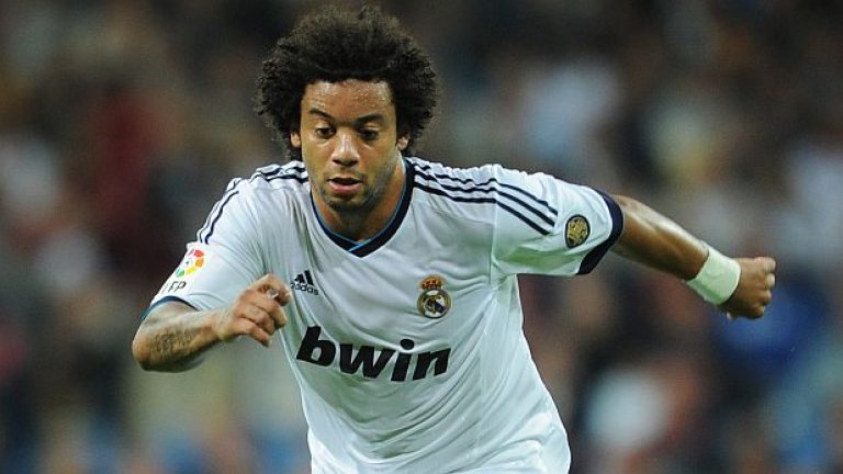 Бразилецът Марсело от Реал (Мадрид) също е много класен ляв защитник, но понякога се увлича в атака и забравя да се върне