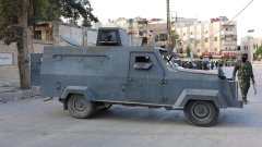 На фона на кървави сблъсъци в района на сирийската столица