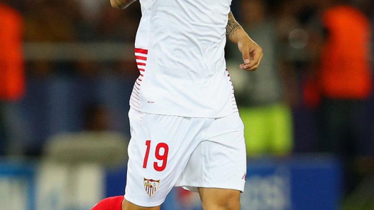 Евер Банега откри резултата още в третата минута, като така отбеляза най-бързия гол във финали за Суперкупата на УЕФА.