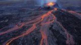 Опасенията на местните власти са от ново голямо изригване на вулкан