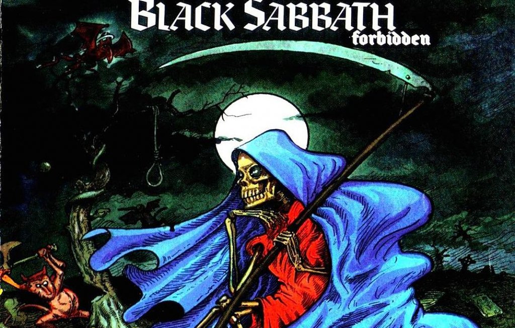 Black Sabbath – Forbidden (1995)

Китаристът Тони Айоми признава, че този албум е „тотална бъркотия“ и публиката няма как да не се съгласи. Най-слабото издание на легендарните пионери на метъла е записано, когато те са в доста нестандартен състав.
Единствено Айоми е наличен от оригиналната четворка, като на вокали е Тони Мартин, на бас - Нийл Мъри, а на барабаните - Кози Пауъл. За музикален продуцент е взет Ърни Си, китарист на рап метъл бандата Body Count, но неговото влияние също се оказва катастрофално.
Black Sabbath зазвучават някак скромно и „тънко“, като на моменти даже напомнят на кръчмарска група. В една от песните пък се появява рапиращият гост вокал Айс-Ти. Forbidden определено е най-ниската точка за Black Sabbath, но две години по-късно завръщането на Ози Озборн възстановява легендарния статут на състава.