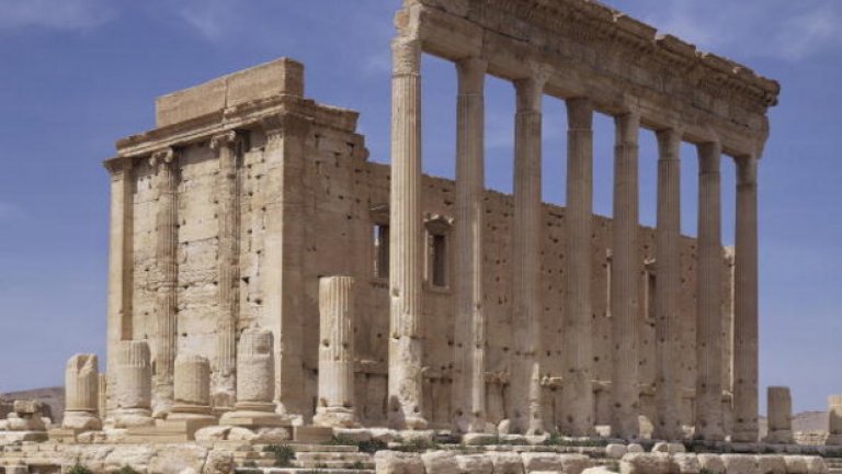Една от най-добре запазените структури в комплекса Палмира е унищожена от ИДИЛ