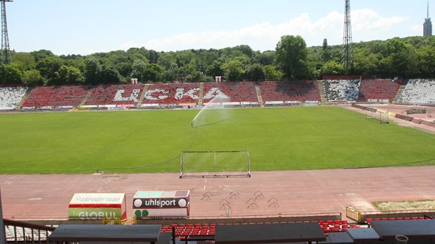 Стадион "Българка армия" чака да бъде реновиран