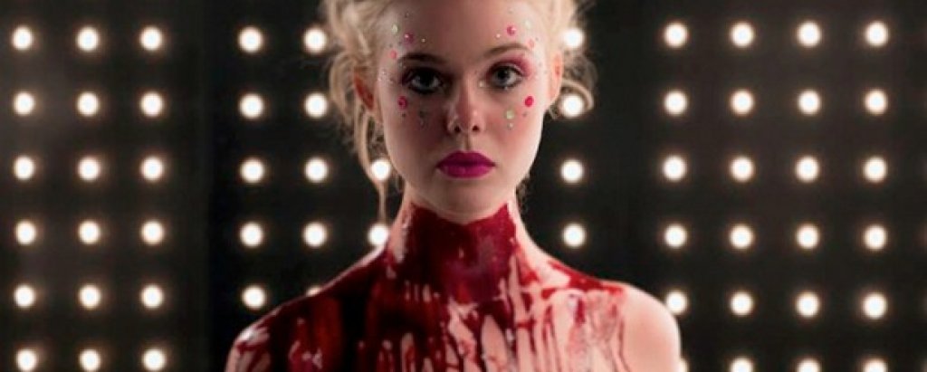 The Neon Demon 
Именно в Кан ще е премиерата на „женския" хорър на Николас Виндинг Рефн, в който Ел Фанинг играе млада манекенка, дебната от завистливите си колежки.  Нейната младост и жизненост стават обект на низки страсти от страна на група обсебени от красотата жени, които ще направят абсолютно всичко, за да се докопат до това, което притежава тя.
В една от поддържащите роли е най-горещата манекенка, превърнала се в актриса – Аби Лий от „Лудия Макс: Пътят на яростта” и „Боговете на Египет”. Персонажът й на маниакална и емоционално нестабилна красавица изглежда идеален за нейното излъчване.