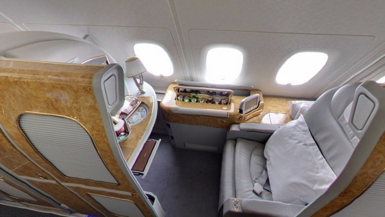 Новият Airbus A380 предлага пълни удобства на футболистите