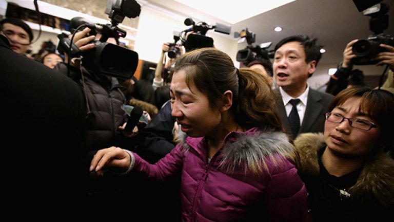 Самолетът от Малайзия може да се е "върнал обратно"