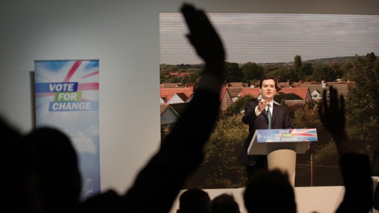 С информация днес не можеш да изненадаш, но с анализа й - определено...