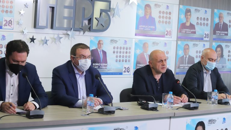 Томислав Дончев наблегна на това, че ГЕРБ е победила на вота, Даниел Митов отрече да е говорено с него да бъде кандидат на партията за премиер