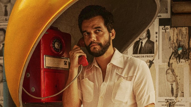 The Secret Agent

Оценка в Rotten Tomatoes: 82%

Рейтинг в IMDb: 7,3 от 10 звезди

Боксофис: 17 милиона долара
Криминалната мистерия също не може да се похвали с голяма публика, въпреки сравнително добрите оценки. Приходите от световния му боксофис бяха толкова слаби, че филмът не успя да възстанови влажения бюджет от 27 милиона долара.